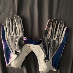 Nike VaporMax gloves 