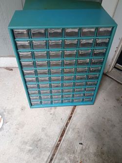 Plastic tool box