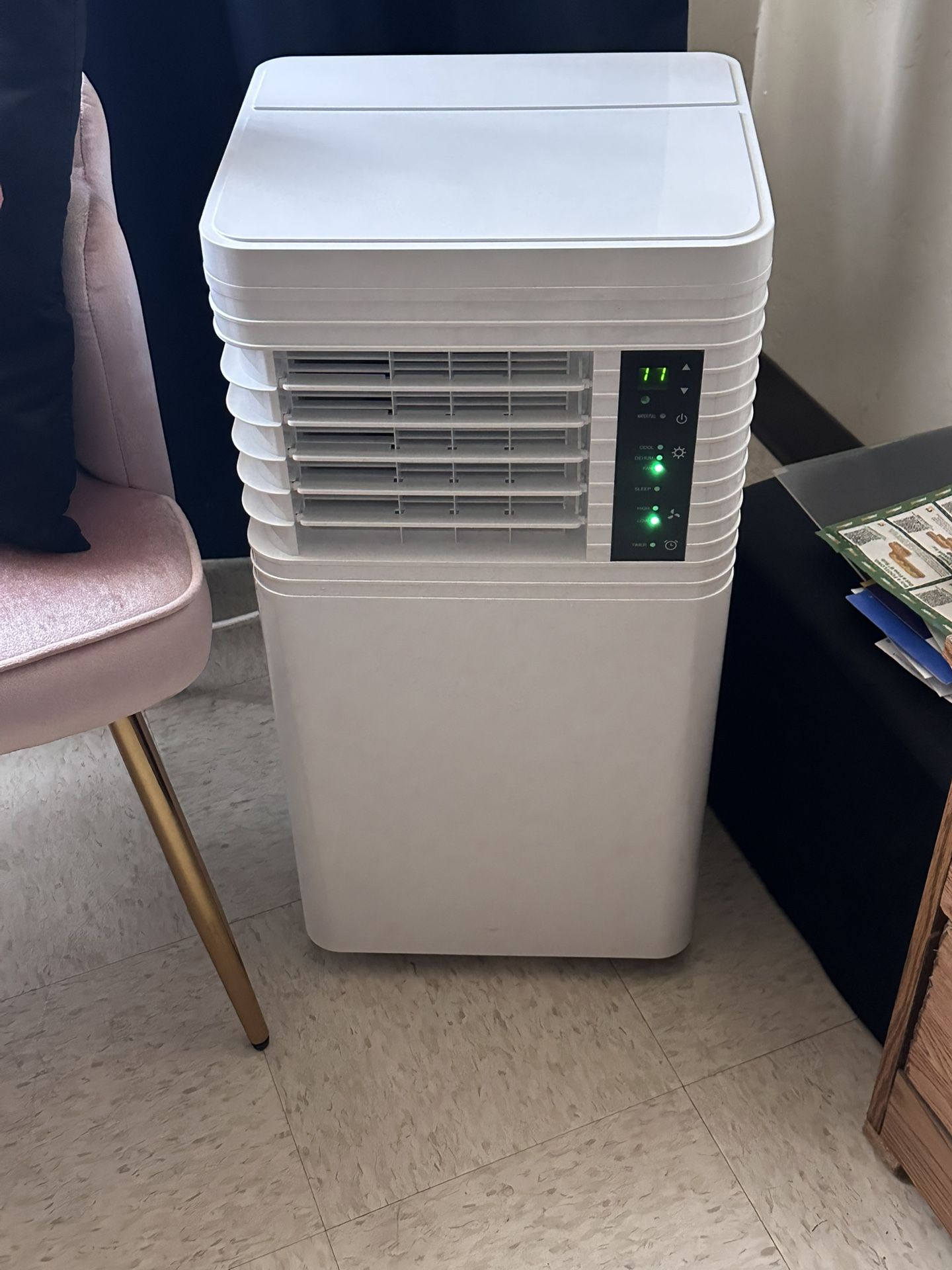 3 in 1 air conditioner/fan and dehumidifier - brand Cowsar