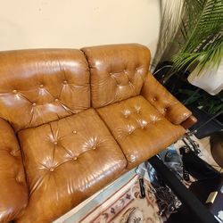 2 seat love seat couch leather