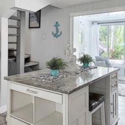 Quartzite Island/Counter