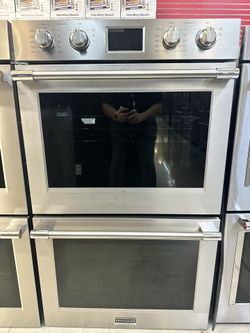 Frigidaire Professional 30" Double Wall Oven with Total Convection Model: PCWD3080AF MSRP 3999