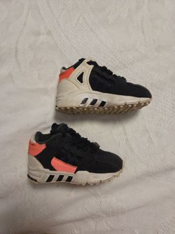 Baby Adidas 5c