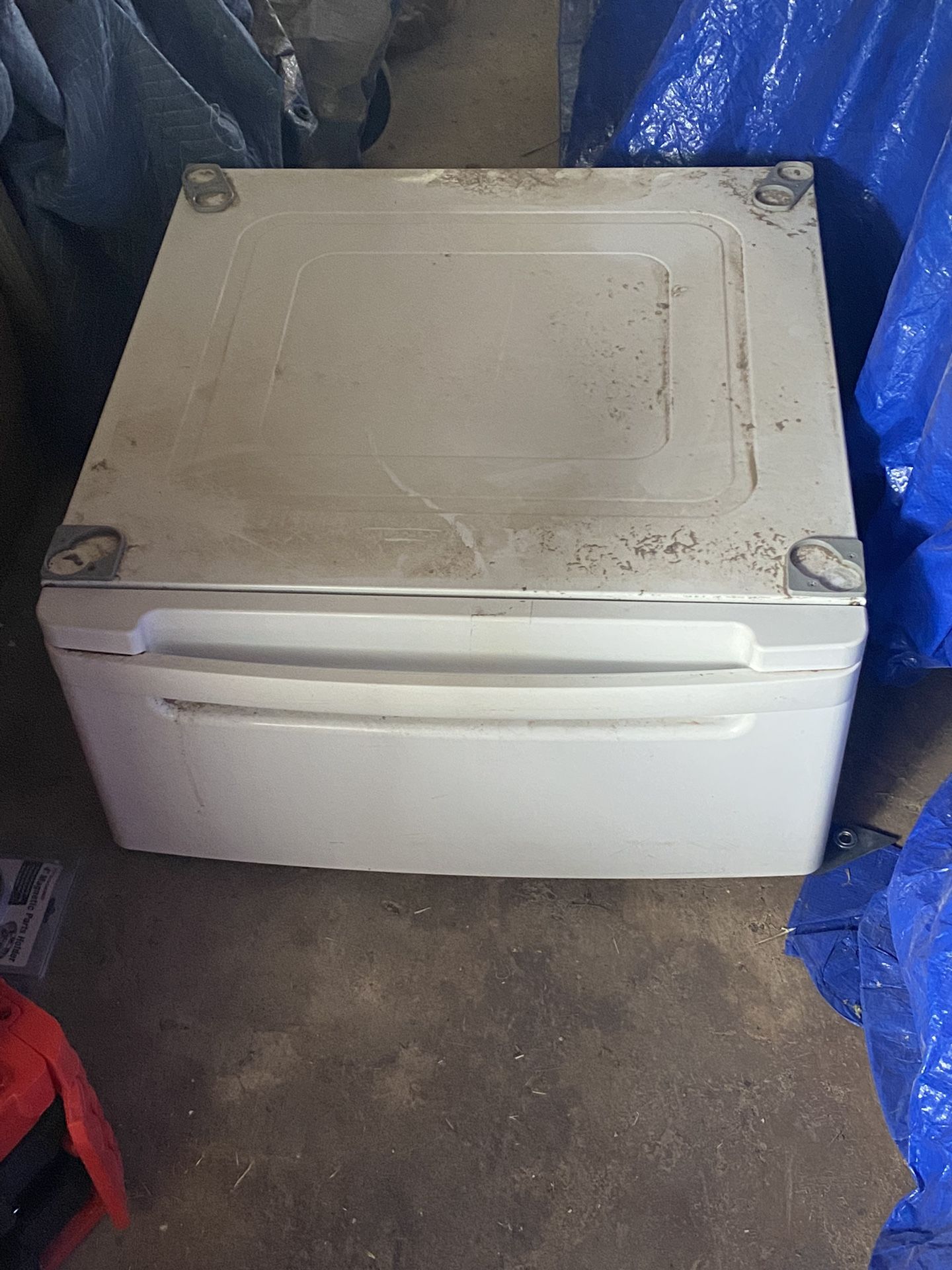 Washer Or Dryer Stand With Drawer