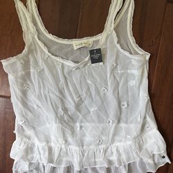 New Ladies L Abercrombie Beautiful White Top
