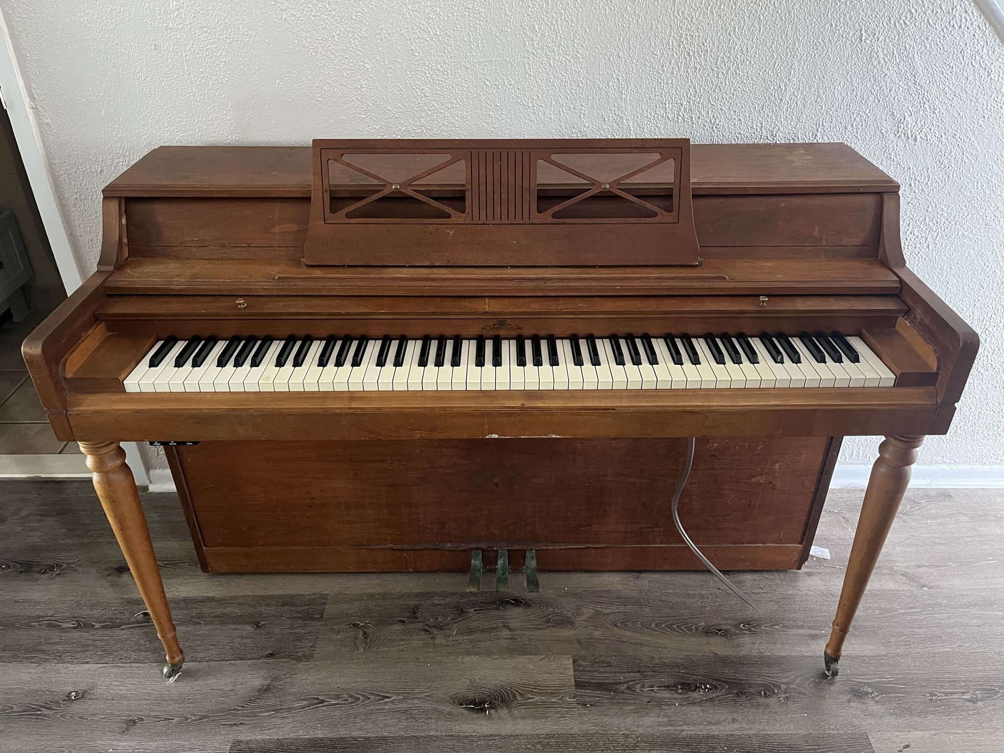 Wurlitzer Piano
