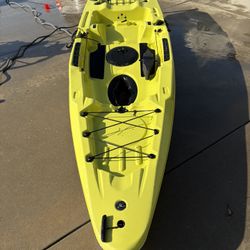 Hobie Mirage Passport 12.5 Pedal Kayak + MirageDrive 180 + Hobie Trax Cart