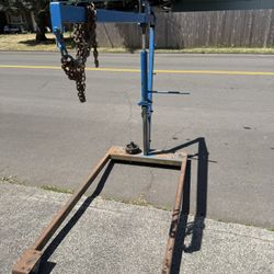 Big Engine Hoist 