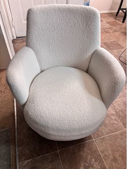white Barrel Chair