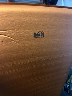 Rei Camping May