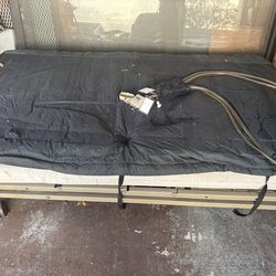 Cama ajustable con doble colchon/ adjustable bed with double mattress