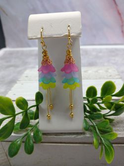 Pastel Acrylic Dangle Flower Earrings