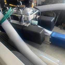 Portable gold dredging machine