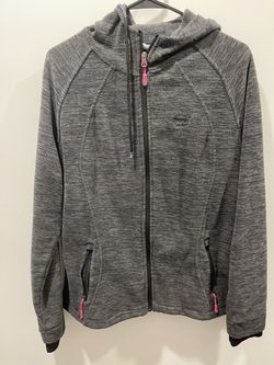 Woman’s Grey Sweatshirt 