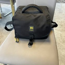 Ruggard Black Nylon Camera Shoulder Bag w/ Accessory Compartments, Strap