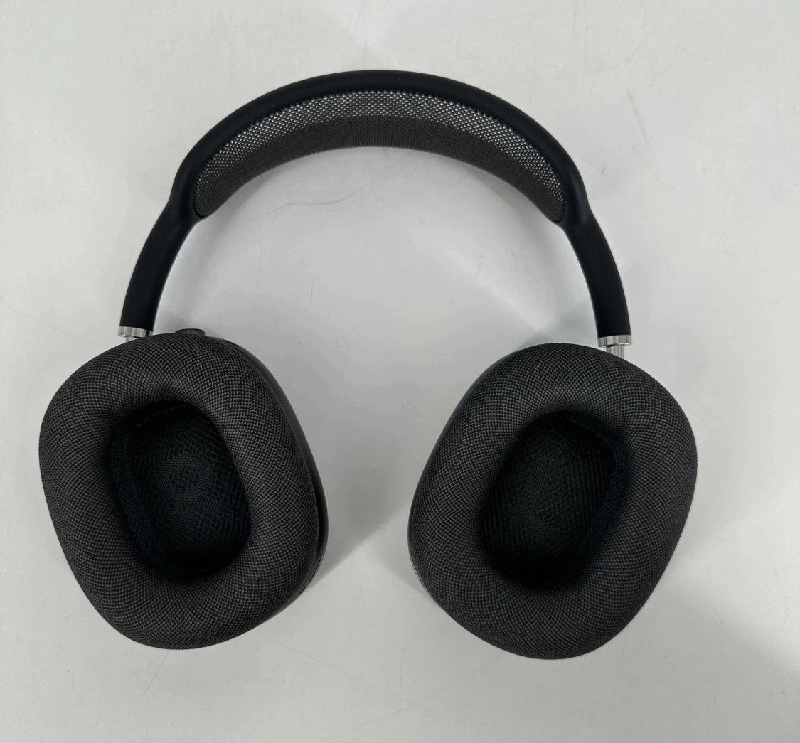 AirPods Max Lightning Space Gray w/ Smart Case - Excellent Condition
