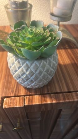 Only for $3 check my profile for other items . There is a moving sale
