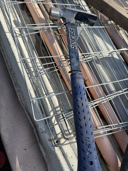 Estwing 25 Oz Hammer