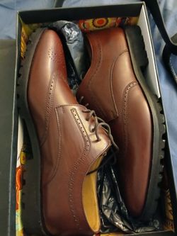 10.5 Carlos Santana burgundy wing tip shoes