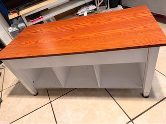 Lift Top Coffee table