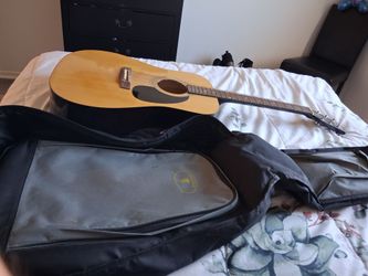 Fender wood guitar