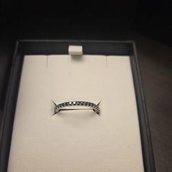 Enchanted Disney Villains Black diamond band size 8