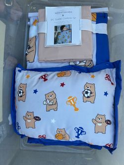 New Toddler crib set & throws