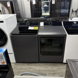 LG - 5.5 Cu Ft Mega Capacity Top Load Washer With EasyUnload, Ai Sensing & 7.3 Cu Ft Smart Gas Dryer With AI Dry In Matte Black ♥️
