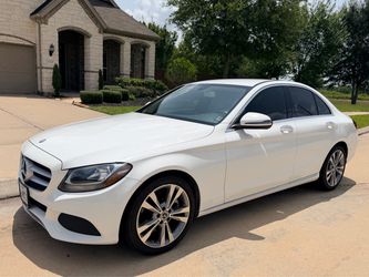 2018 Merceds Benz C300 - Clear CarFax, clear Title, Gas saver