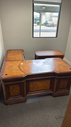 Desk & credenza (wood)