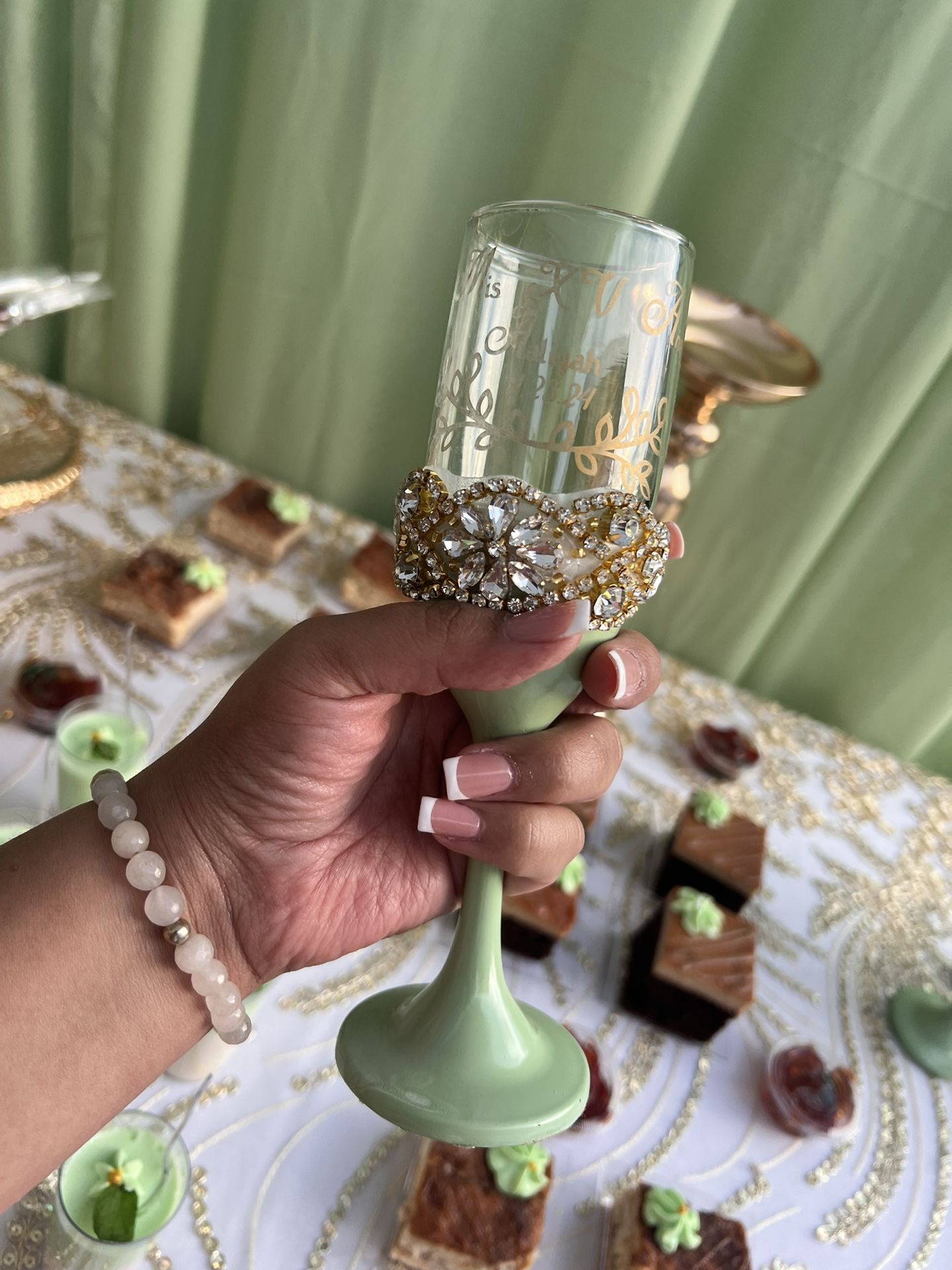 Special Personalized Flutes Or Beer Mugs