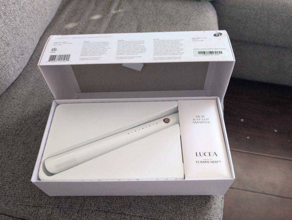 T3 Lucea - Professional Straightening iron