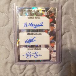2023 Leaf Metal 3 Yankee Autographed Baseball card 