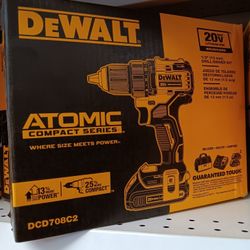 Dewalt new Kit Drill Diver , Battery And Charger 