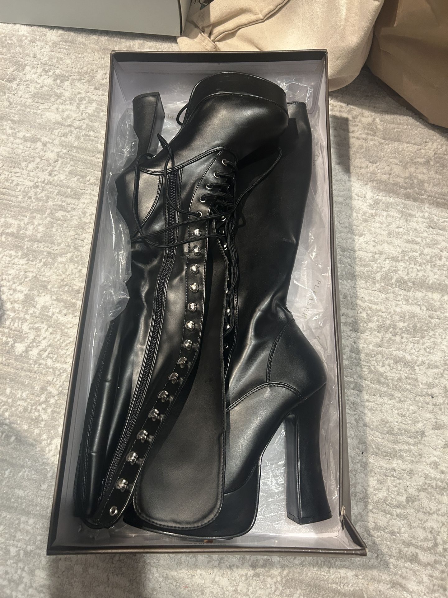 Please Lace Up Knee Boots