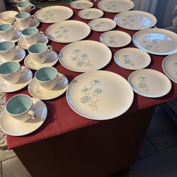 Dishes  set of 8