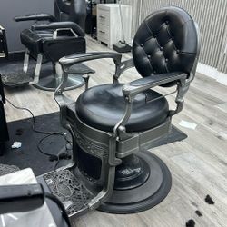 Classic Barber Chair