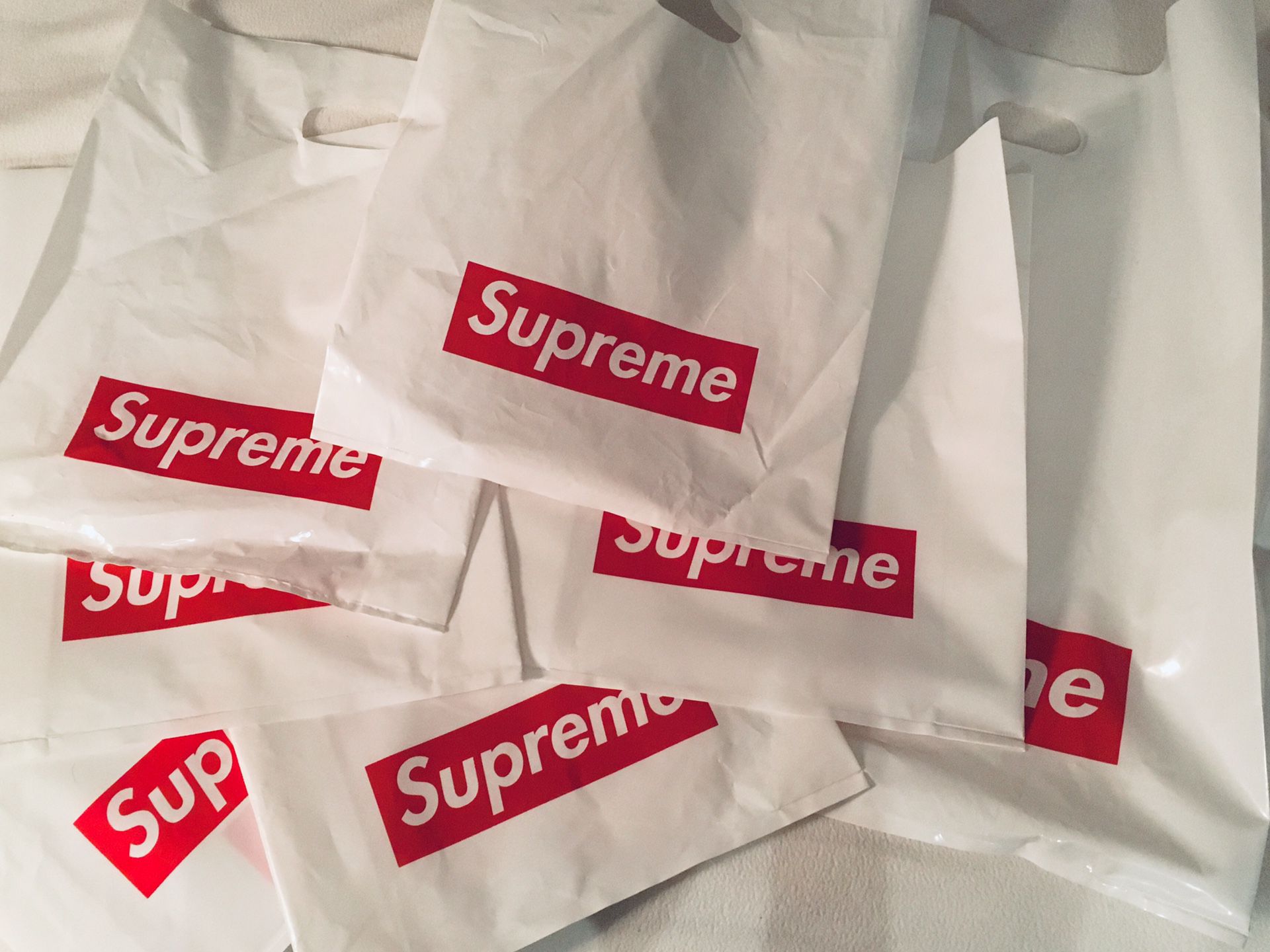 Supreme bags