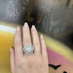 14k NAT DIAMOND HEART RING 