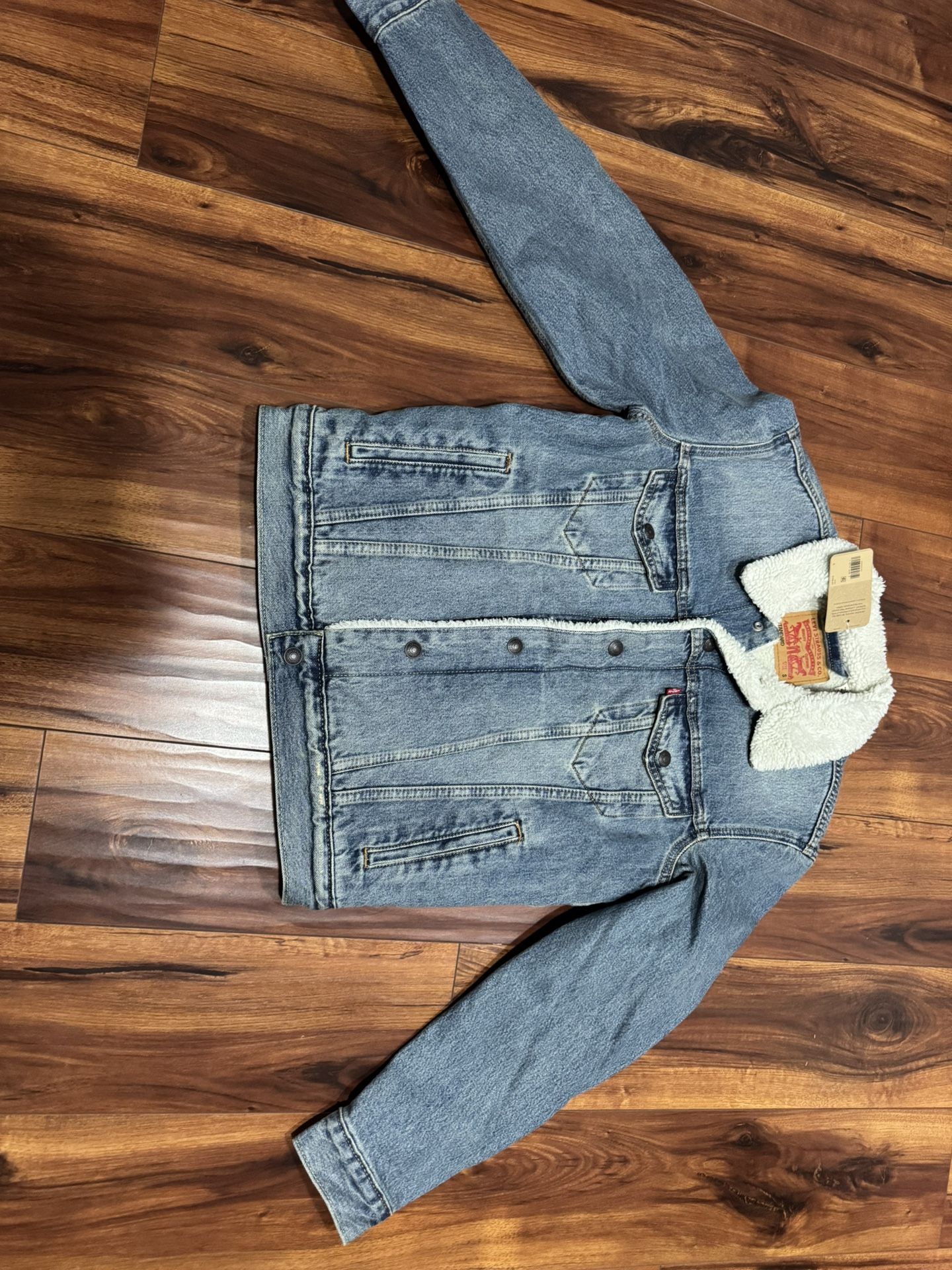 Men’s Levi’s Jacket Size Small