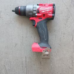 Milwaukee M18 Fuel Hammer Drill Driver