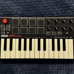 AKAI MPK mini