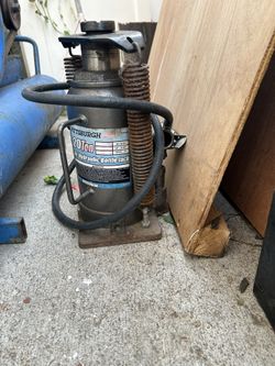20 Ton Bottle Jack 