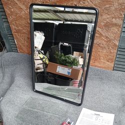 TEHOME 16" x 24" Black Metal Framed Recessed Rounded Beveled Mirror Bathroom Medicine Cabinet