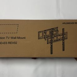 Full Motion TV Wall Mount 