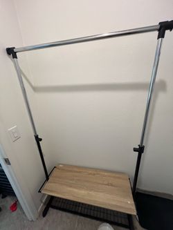 Clothing rack