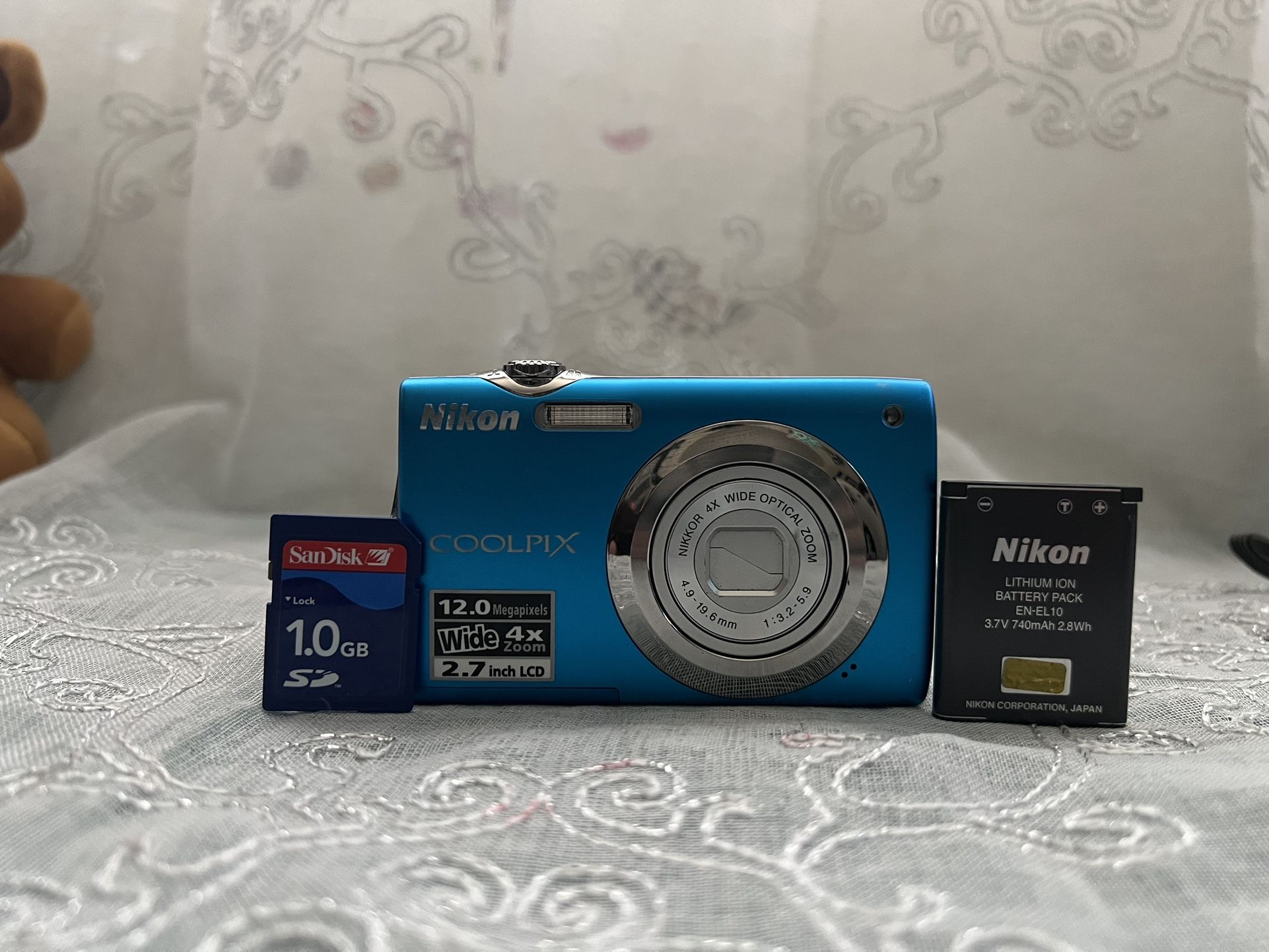 Nikon Coolpix S3000 12.0MP Digital Camera – Blue