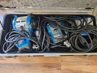 ARRI 650 Fresnel Tungsten Light Kit with Case