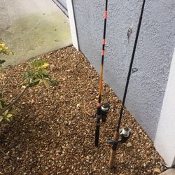 Two   Spinging Casting With Plugs