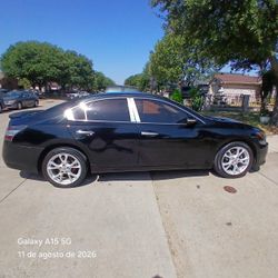2013 Nissan Maxima